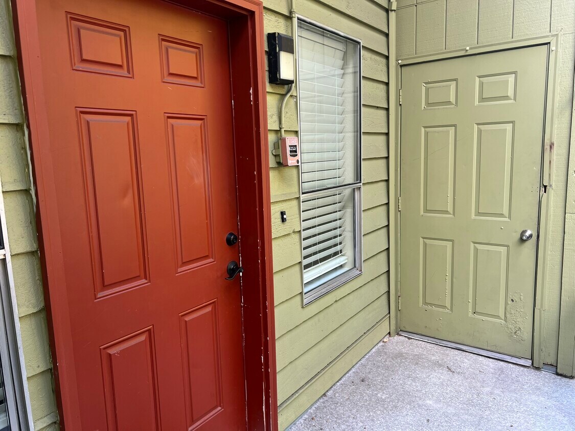 Photo - 500 National Ave N (Bremerton, WA)