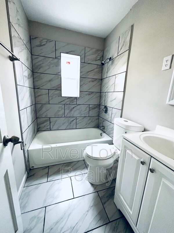 Building Photo - 3084 Waynoka Ave