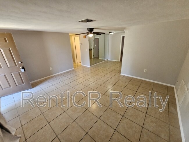 Building Photo - 7734 Candle Dr