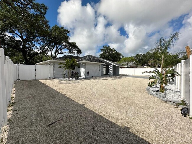 Foto del edificio - 2672 Nancy St