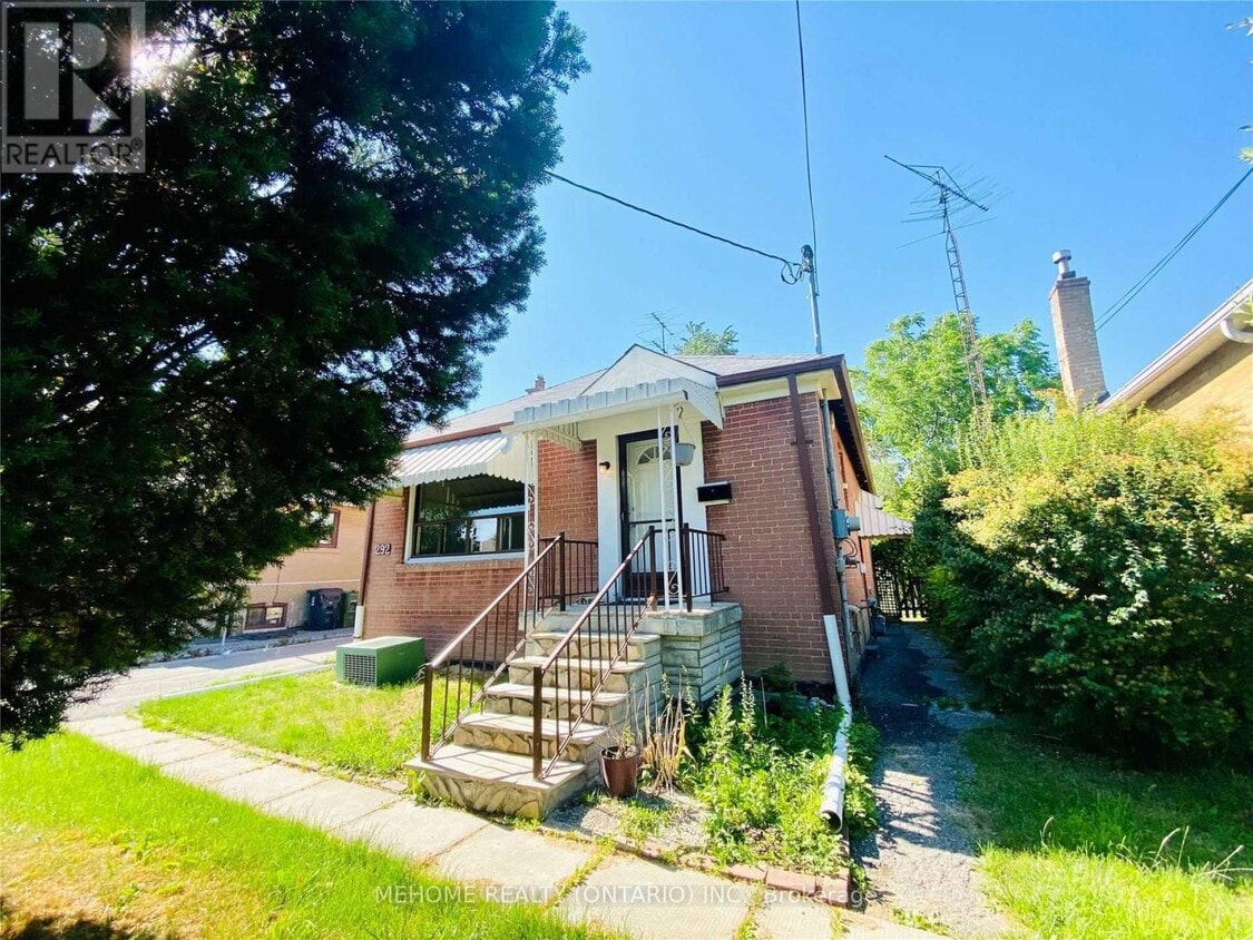 Primary Photo - 292 Poyntz Ave