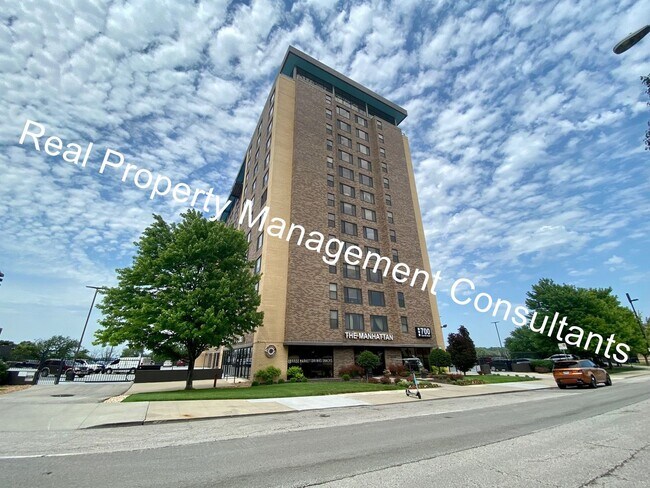 Building Photo - The Manhattan Luxury Living