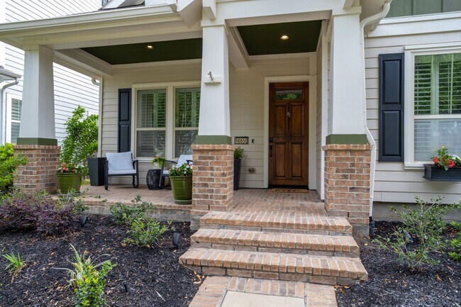 Foto del edificio - 16650 Seminole Ridge Dr