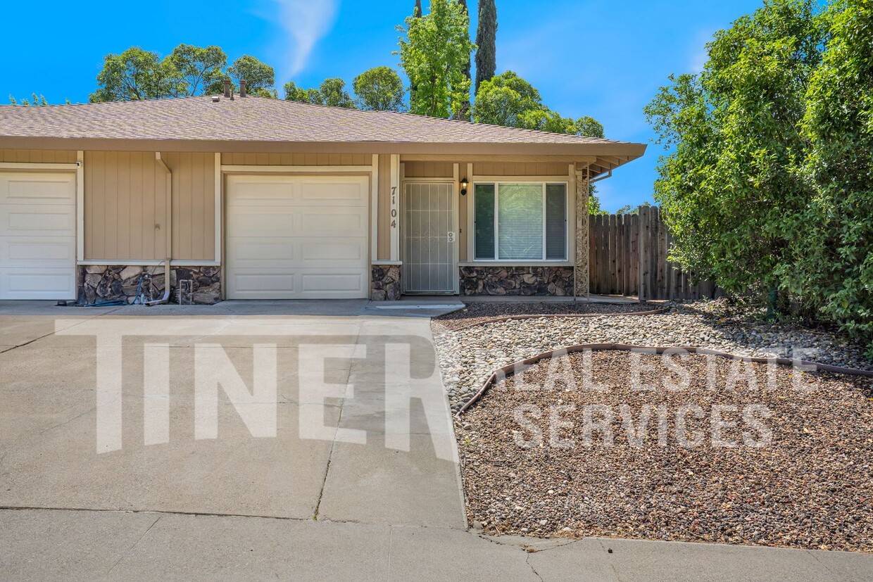 Primary Photo - 7104 Grady Dr