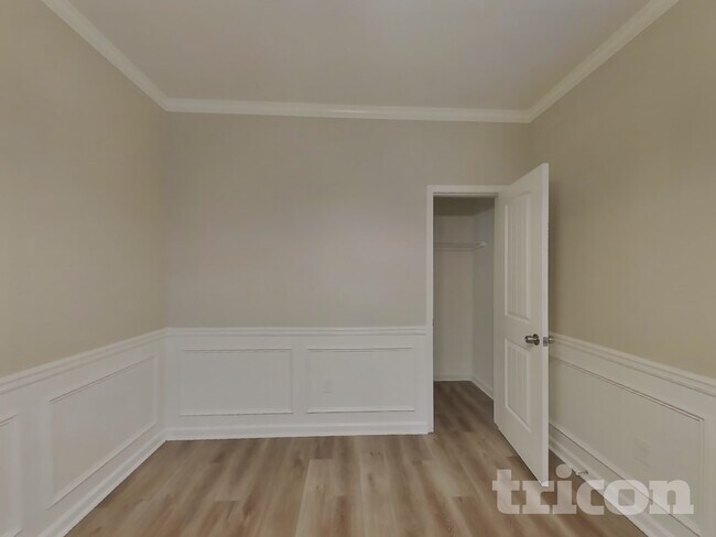 Foto del edificio - 5541 Union Pointe Pl