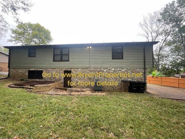 Building Photo - House