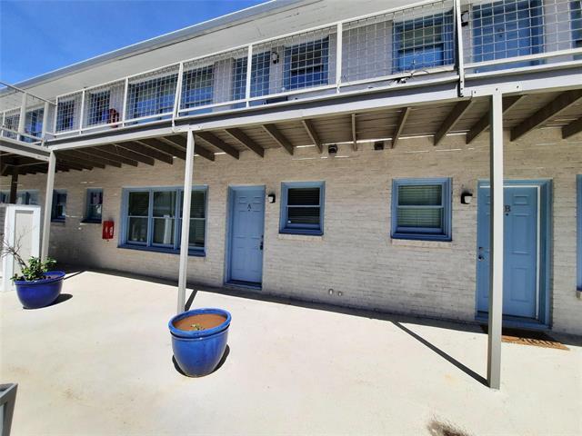 Foto del edificio - 4928 San Jacinto St