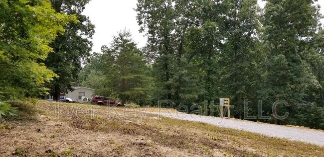 Building Photo - 365 Goins Hill Rd