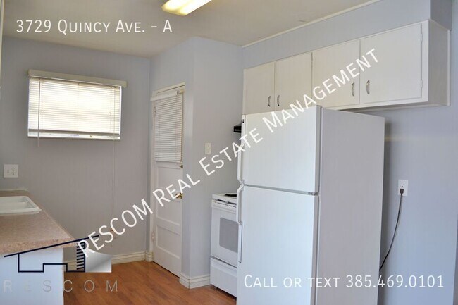 Foto del edificio - 3729 Quincy Ave