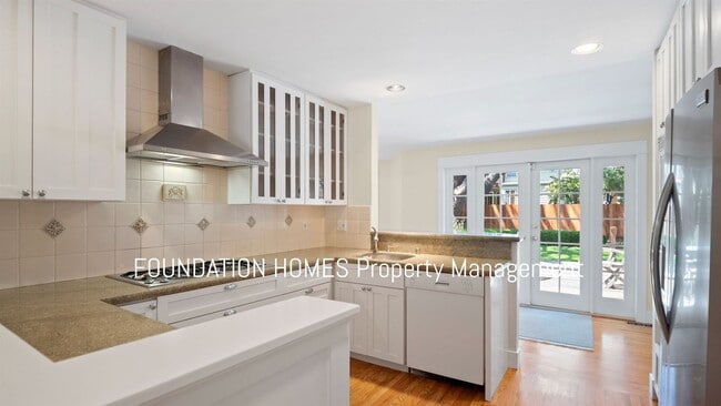 Building Photo - 3 br, 2 bath House - 430 William Ave