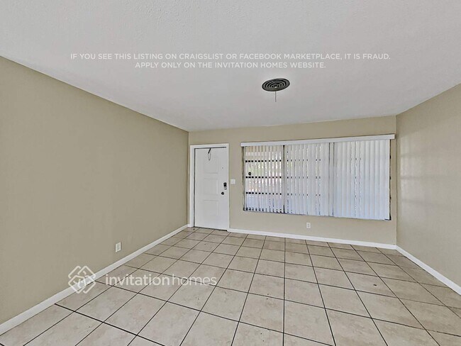 Foto del edificio - 2240 NE 62nd St