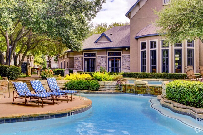 Building Photo - Eaves North Dallas