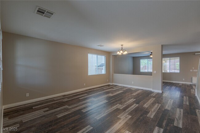 Building Photo - 145 Staplehurst Ave