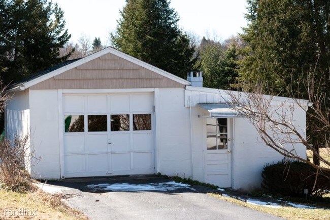 Building Photo - 2 br, 2 bath House - 228 Tecumseh Rd