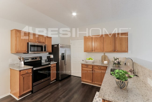 Building Photo - 10427 Blackjack Oaks Dr