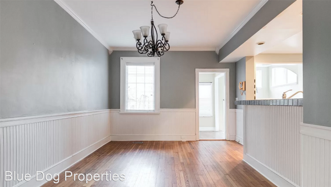 Building Photo - 4 br, 3.5 bath House - 2304 Rosewood Ave