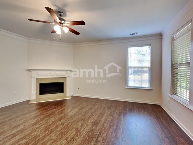 Foto del edificio - 781 Sonoma Dr SW