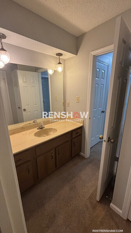 Foto del edificio - 4644 Benoit Dr