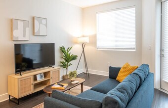 Building Photo - 601 E Pete Rose Wy