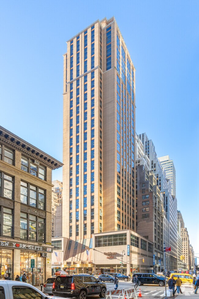 Foto del edificio - 100 W 39th St