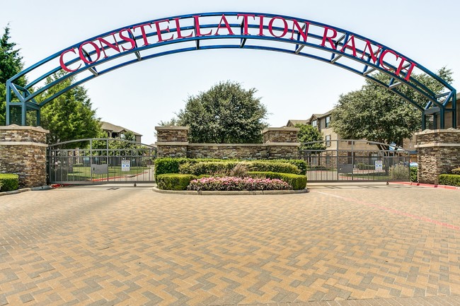 Building Photo - Constellation Ranch