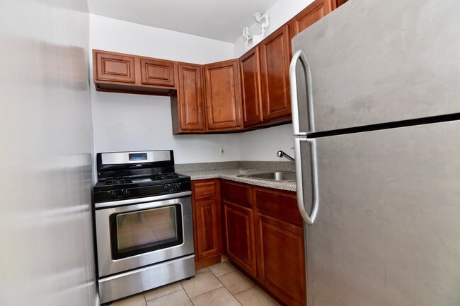 Building Photo - 701 West 184th Street