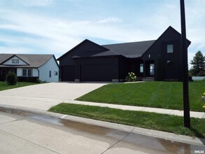 Building Photo - 6745 Joseph Wy
