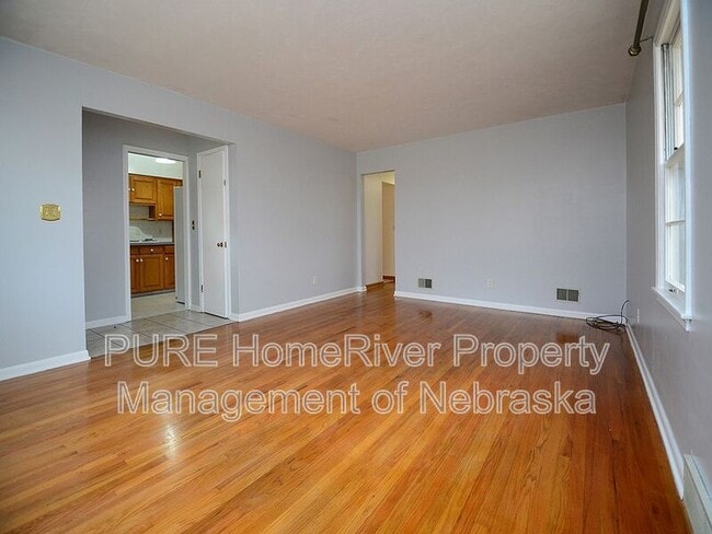 Building Photo - 3333 S 82nd St