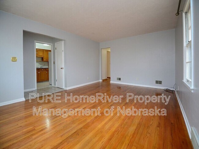 Foto del edificio - 3333 S 82nd St