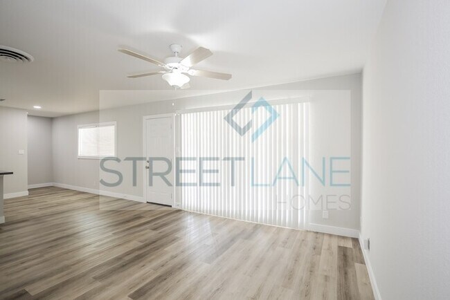 Foto del edificio - Charming 4 Bedroom in Las Vegas!