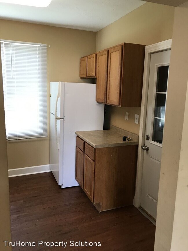 Foto del edificio - 3 br, 1 bath House - 123 West Main Street