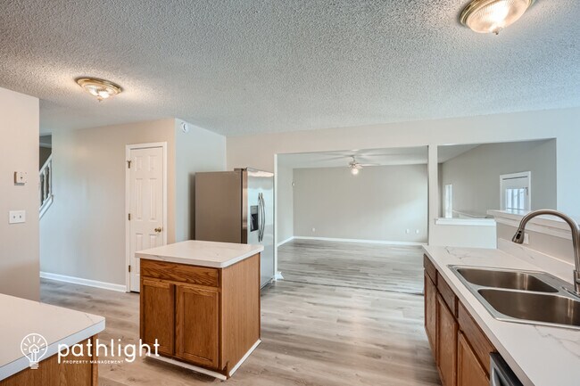 Foto del edificio - 308 Quinn Ct, McDonough, GA, 30252