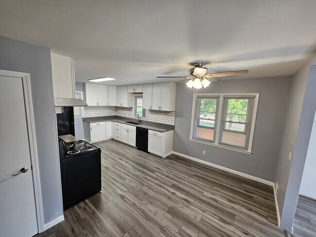 Foto del edificio - 8124 Grant St