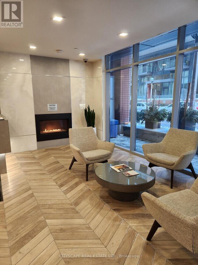 Building Photo - 15 Bruyeres Mews