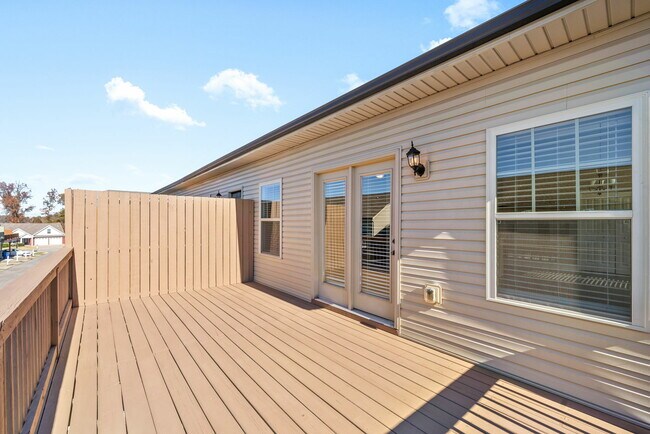 Building Photo - 172 Dundee Dr