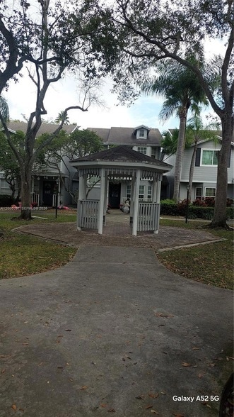 Photo - 14631 SW 122nd Pl House