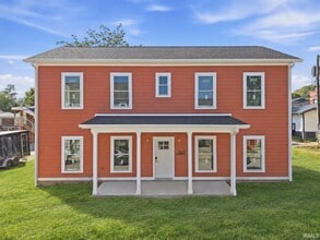Building Photo - 527 N Prow Ave