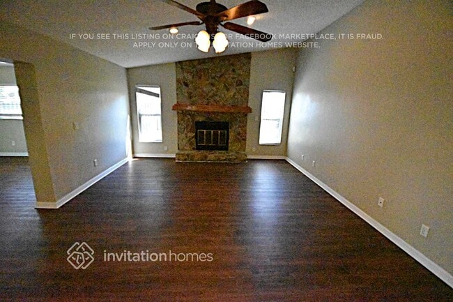 Building Photo - 12105 72nd St N