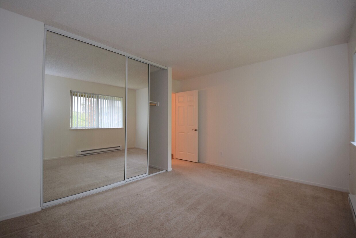 Foto del edificio - 12375 Mt Jefferson Terrace