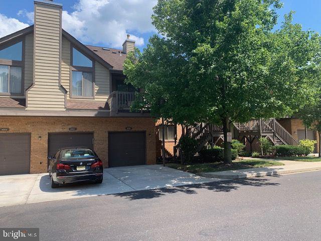 Foto del edificio - 1605 Augusta Cir