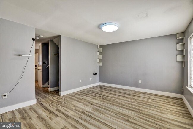 Foto del edificio - 63 Town Pines Ct