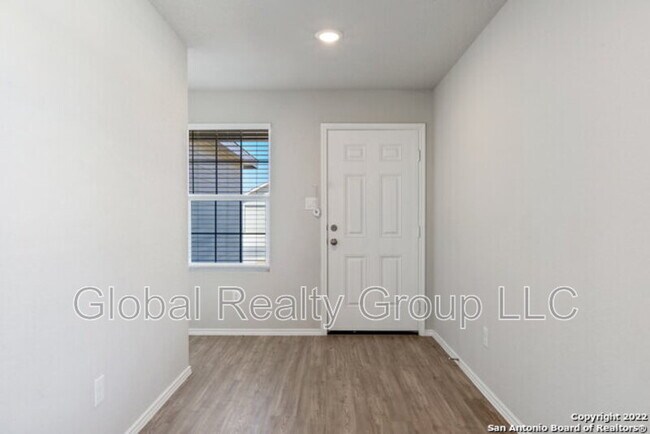Building Photo - 566 Filibusters Trail