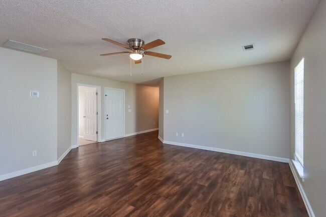 Building Photo - 2054 Boatswain Dr