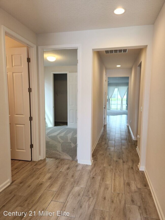 Foto del edificio - 4 br, 3 bath House - 95295 College Parkway