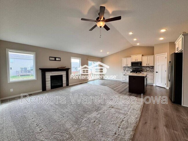 Building Photo - 1200 Locust St