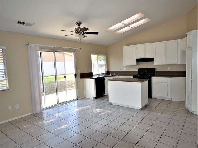 Building Photo - 25548 Camino Marilena