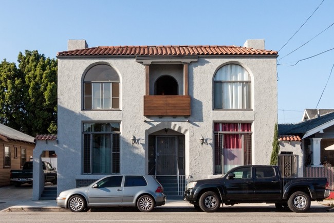 Building Photo - 1115 E Broadway
