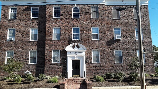 Foto del edificio - 114 Clay St