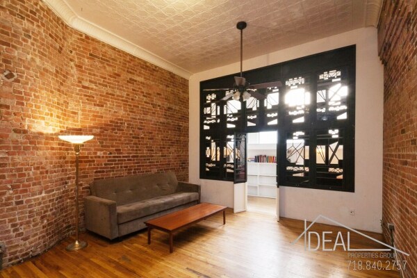 Building Photo - 151 Grand St