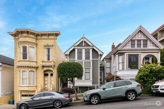 Building Photo - 2945 Bush St